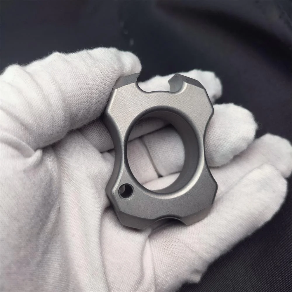 304 Stainless Steel Mini Knuckle Duster Multifunctional Bottle Opening Tool - Image 4
