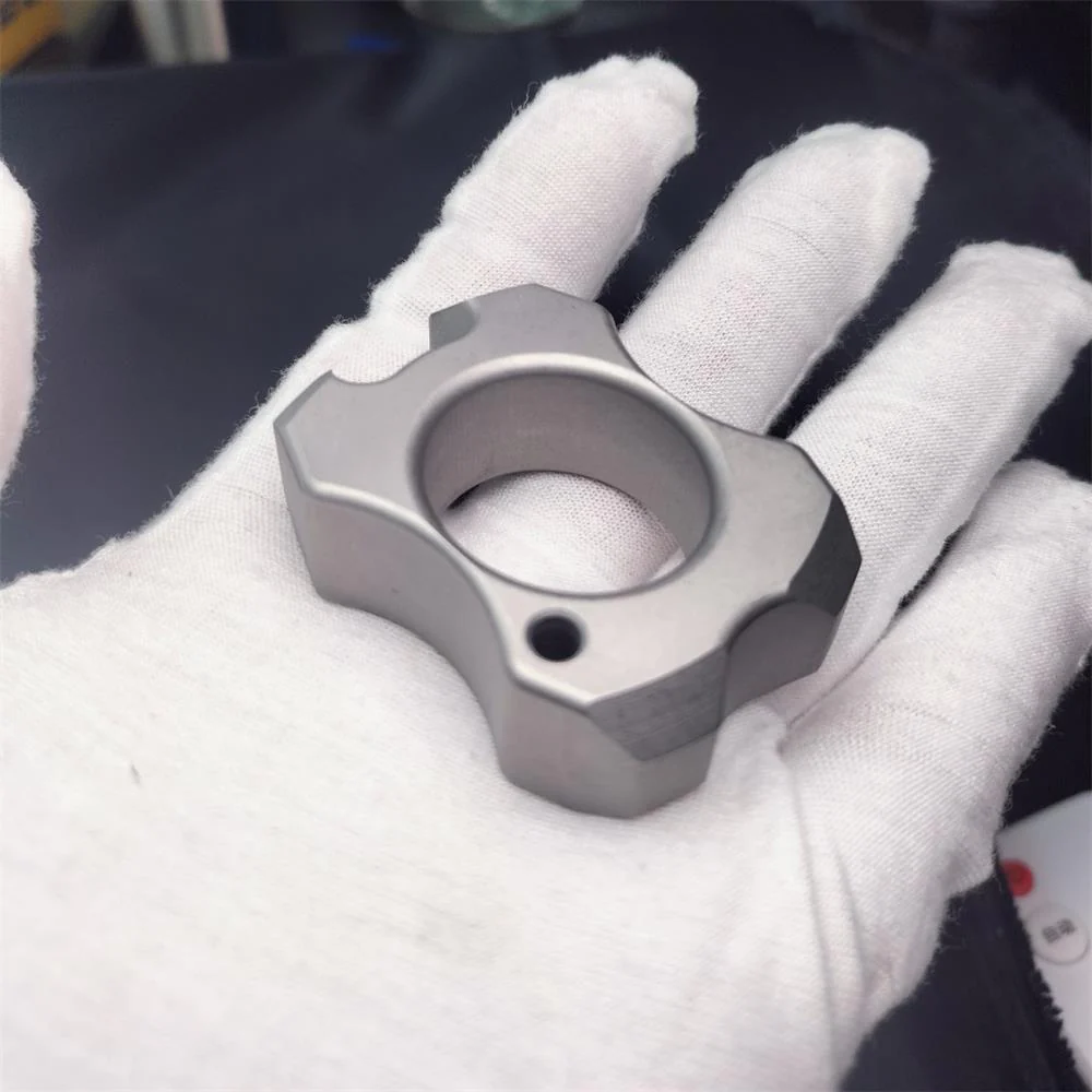 304 Stainless Steel Mini Knuckle Duster Multifunctional Bottle Opening Tool - Image 6