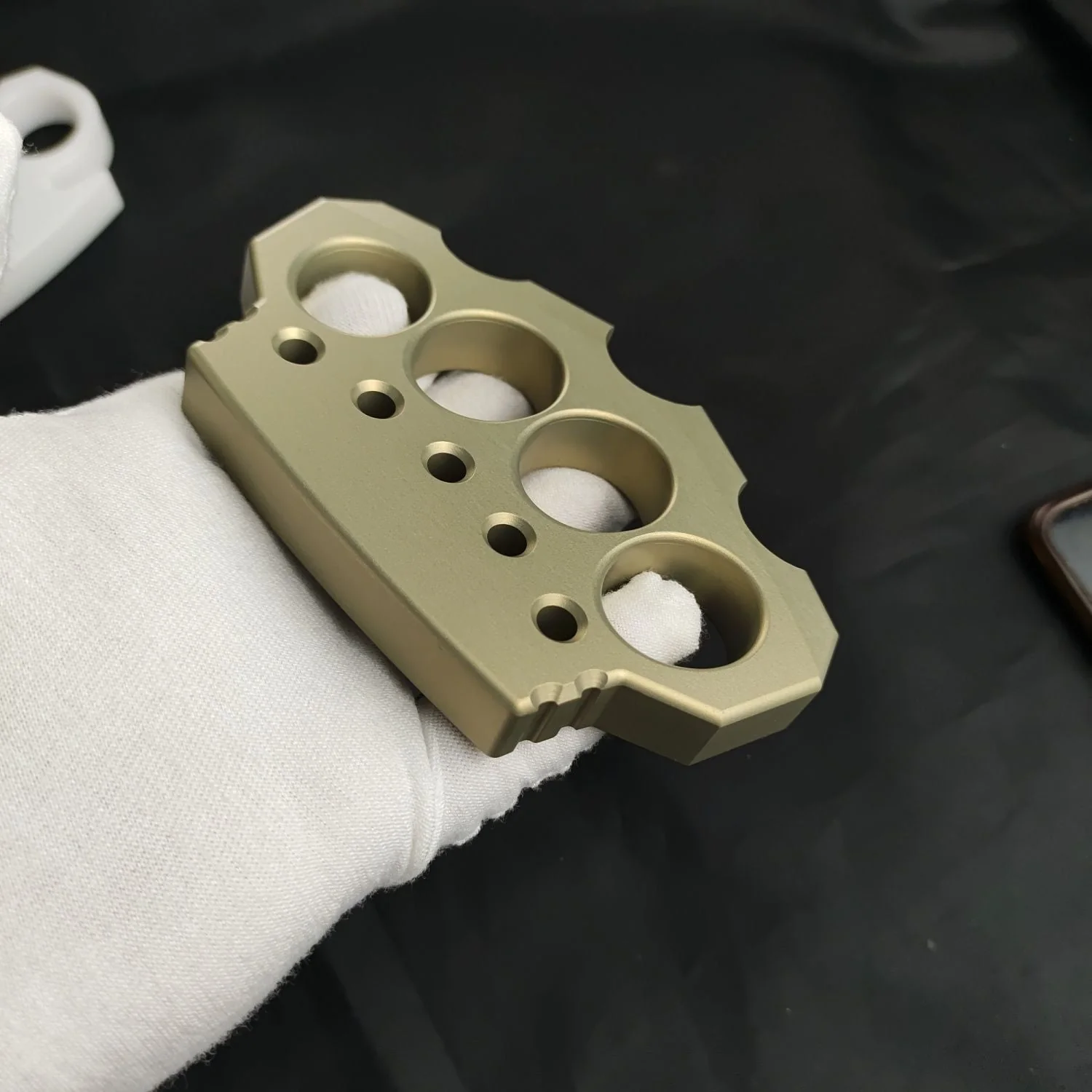 7075 Aviation Aluminum Knuckle Duster Boxing Self-defense Four-finger Button Window Breaker Outdoor Camping EDC Tool - Image 3