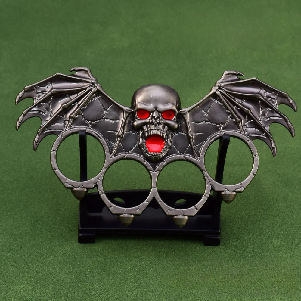 Bat Knuckle Duster Broken Window Gear Decoration - Image 8