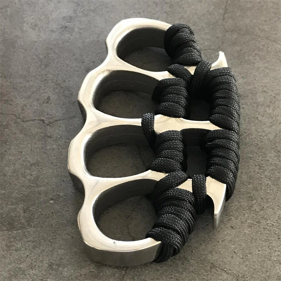 Big Finger Hole Steel Knuckle Duster Self-defense Protective Gear - Image 6