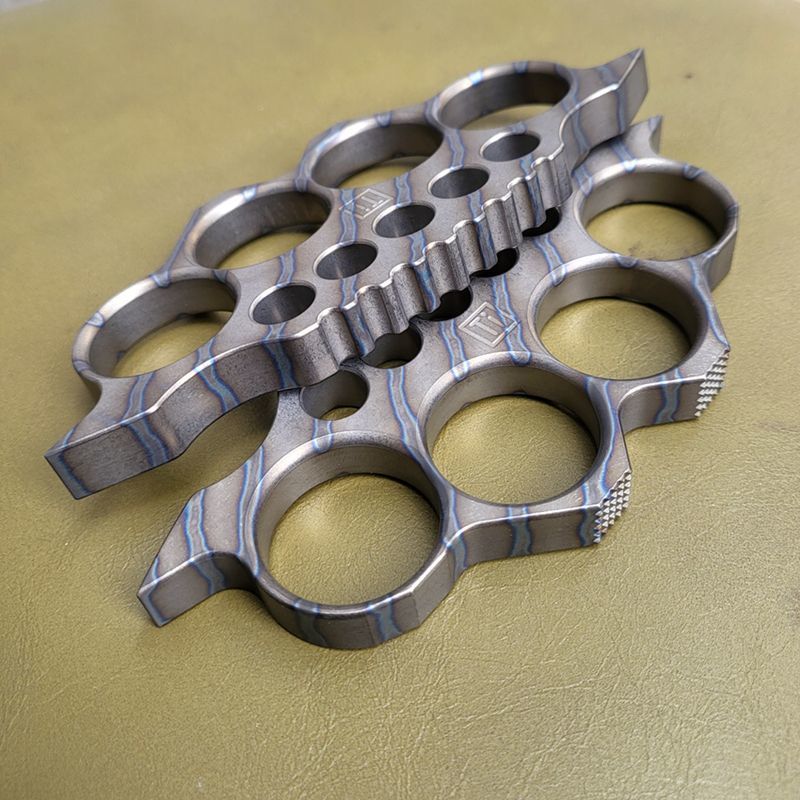 Burning Titanium Knuckle Duster Broken Window Boxing Self Defense EDC Tool - Image 3