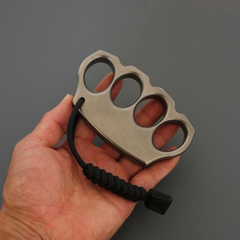 Classic Thickened Titanium Knuckle Duster - Image 4