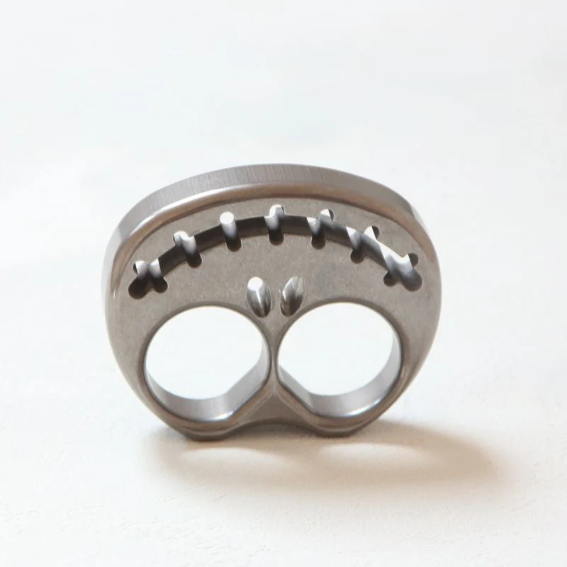 Creative Pumpkin Titanium Knuckle Dusdter - Image 5