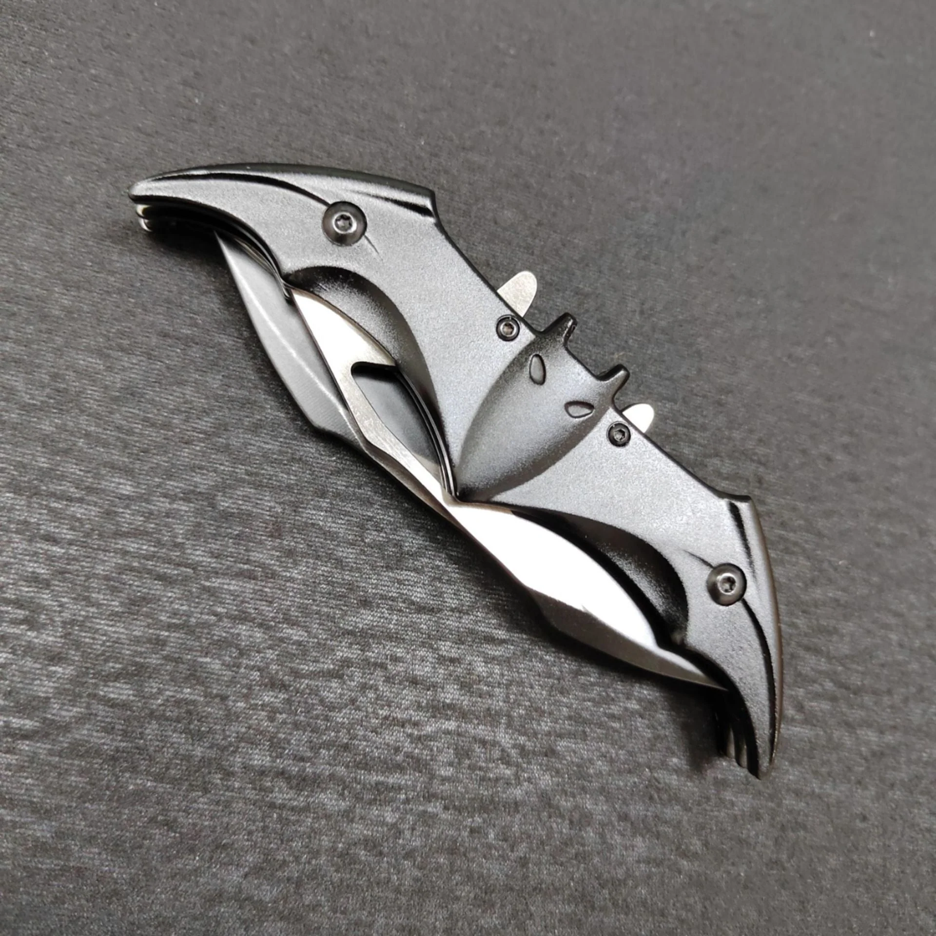 Double Blade Folding Bat Knife Outdoor Camping Hunting Defense Pocket Knives EDC Tool - Image 9