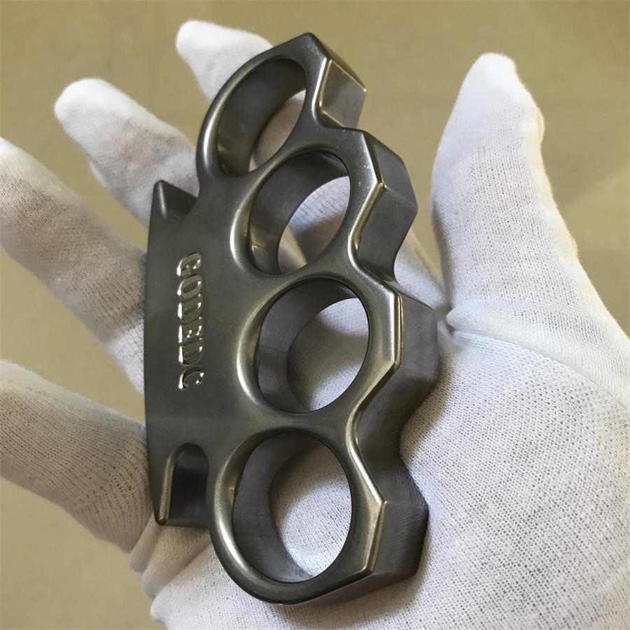 GODEDC Classic Stonewashed Steel Knuckle Dusters - Image 4