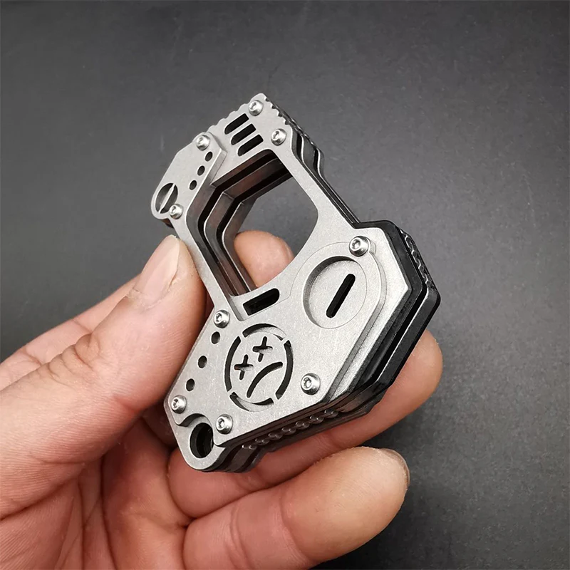 Laminated Steel Knuckle Duster Window Breaker Protective Gear - Image 5