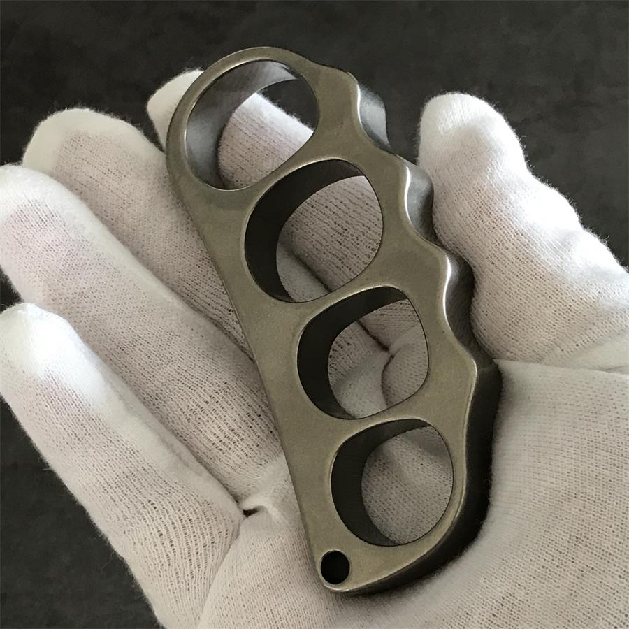 Medium Sturdy Titanium Pea Knuckle Duster - Image 2