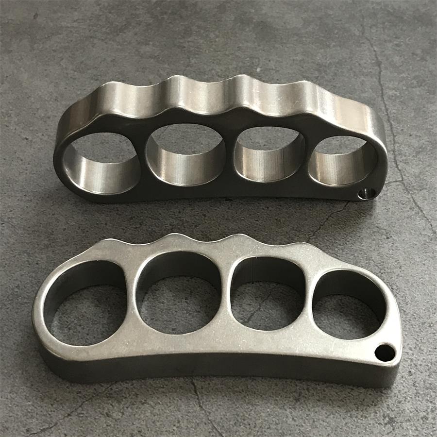 Medium Sturdy Titanium Pea Knuckle Duster - Image 4