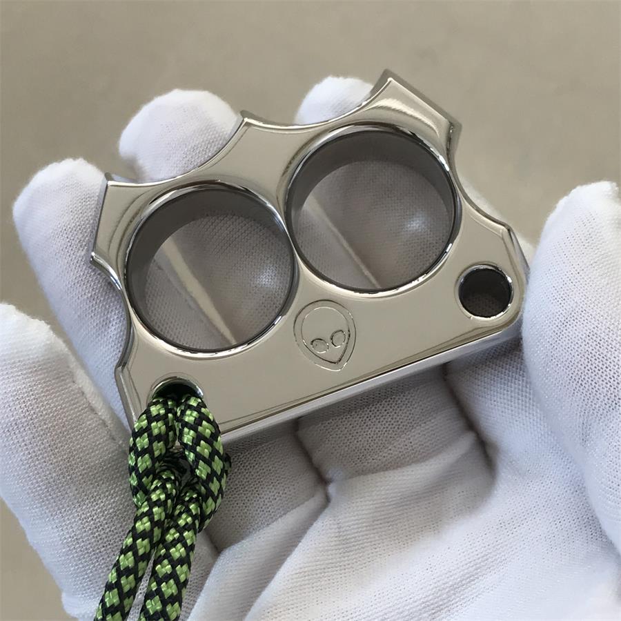 Mini Alien Solid 316 Steel Knuckle Dusters - Image 2
