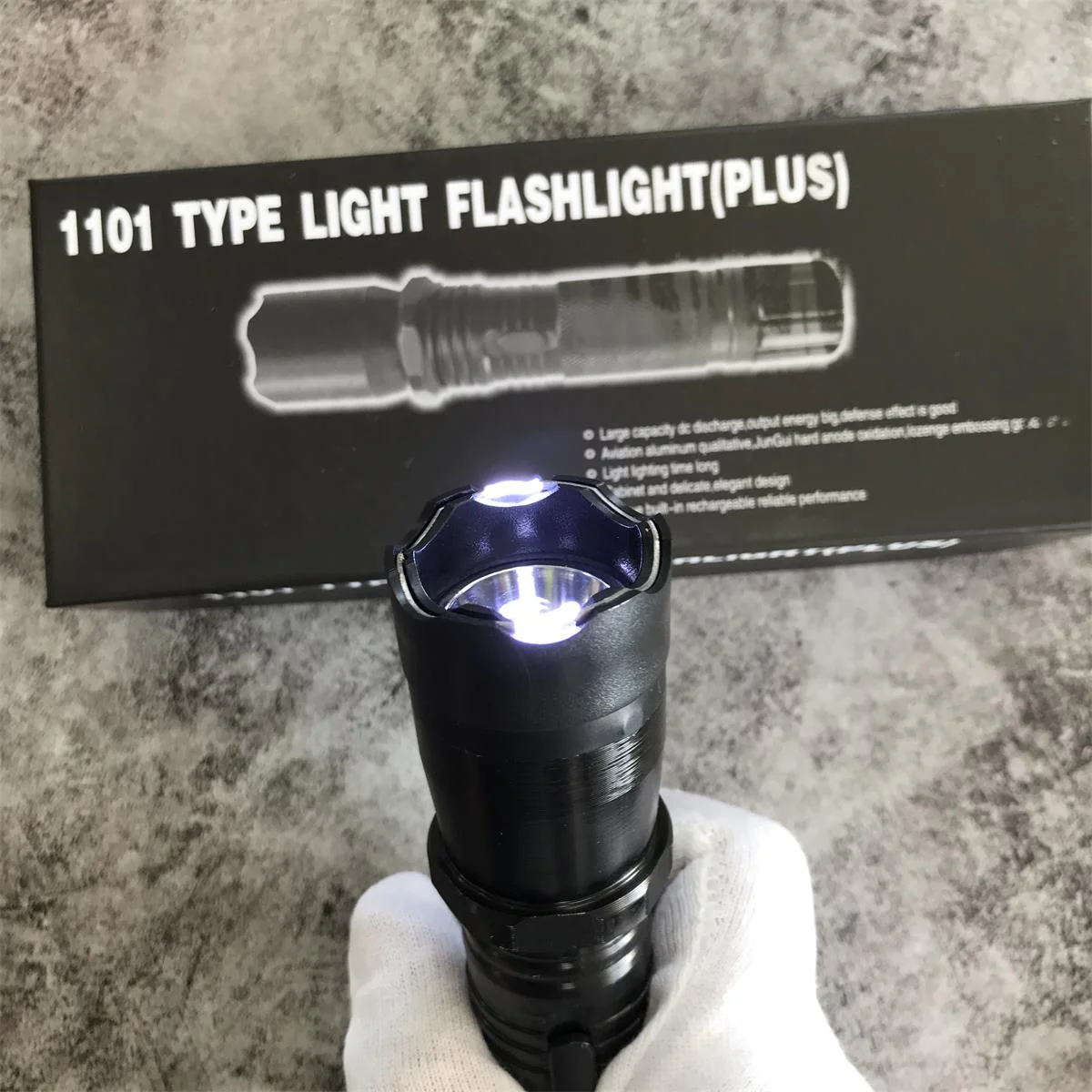 Multifunctional 1101 Stun Gun Portable Electric Stick Lamp - Image 4