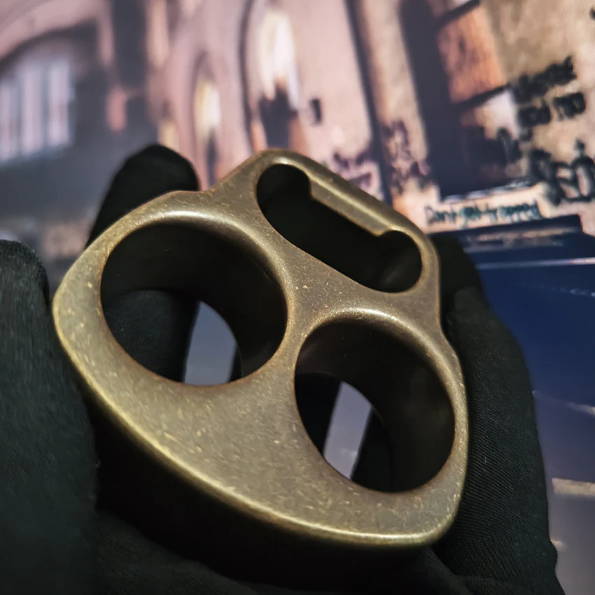 Multifunctional Brass Knuckle Duster Skull Bottle Opening EDC Tool - Image 7