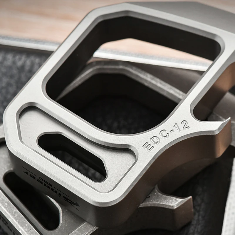 Multifunctional Titanium Knuckle Bottle-opening Self-defense Protective Gear - Image 12