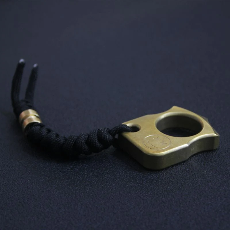 One Finger Brass Knuckle Duster Portable Window Breaker Tool - Image 4