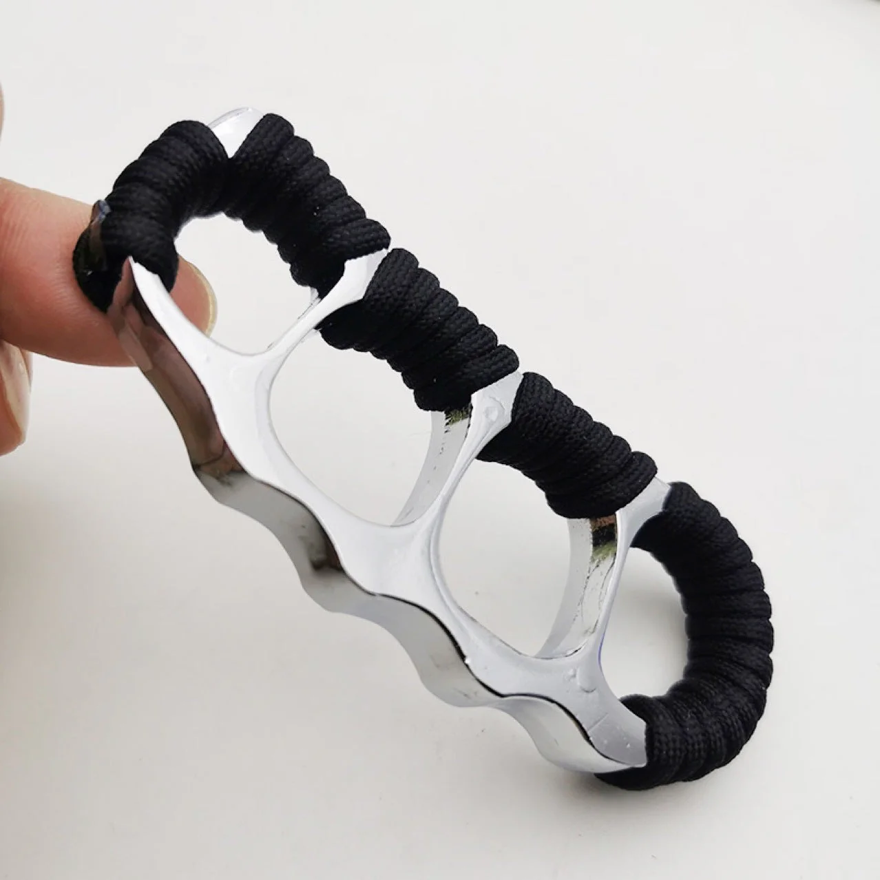 Portable Knuckle Duster Boxing Four Finger Buckle Defense Window Breaker Outdoor EDC Tool - Image 4