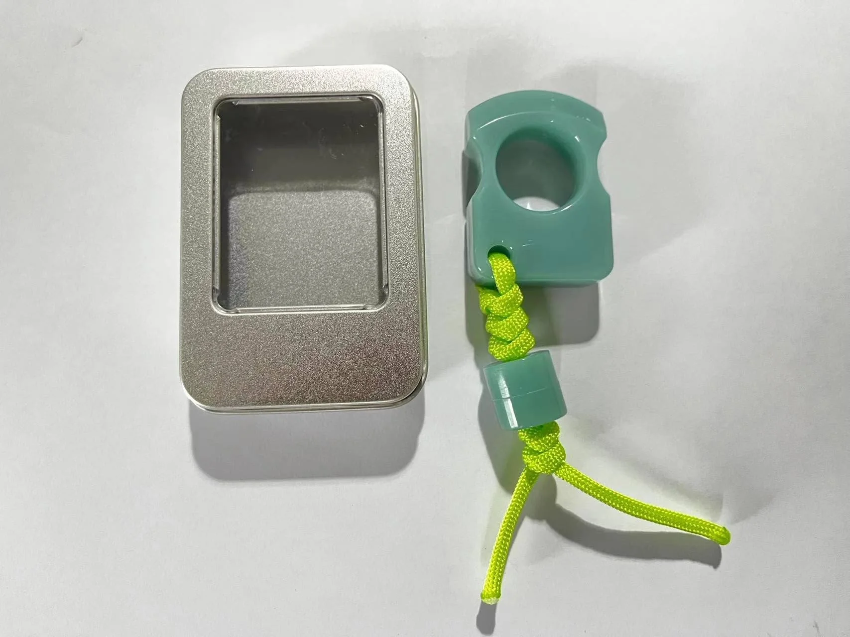 Single Finger Fluorescent Knuckle Backpack Decoration - Image 6