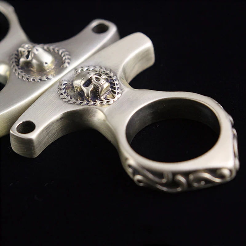 Single Finger Knuckle Duster Skull Pendant Defense - Image 5