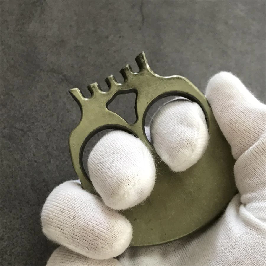Skull Knuckle Dusters EDC Decoration - Image 5