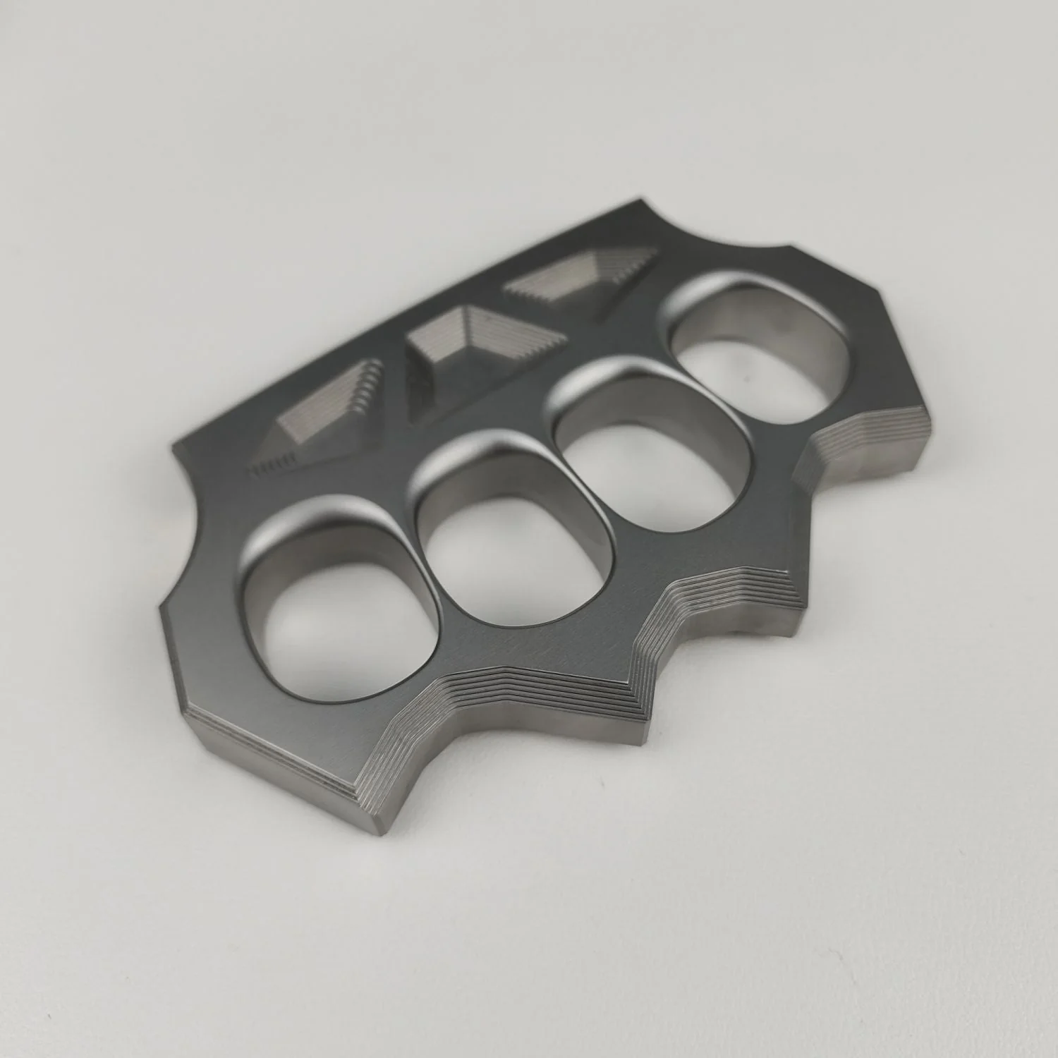 Fine Steel Knuckle Duster Four Finger Buckle Self-defense Broken Window Knuckles Boxing Training Combat Gear