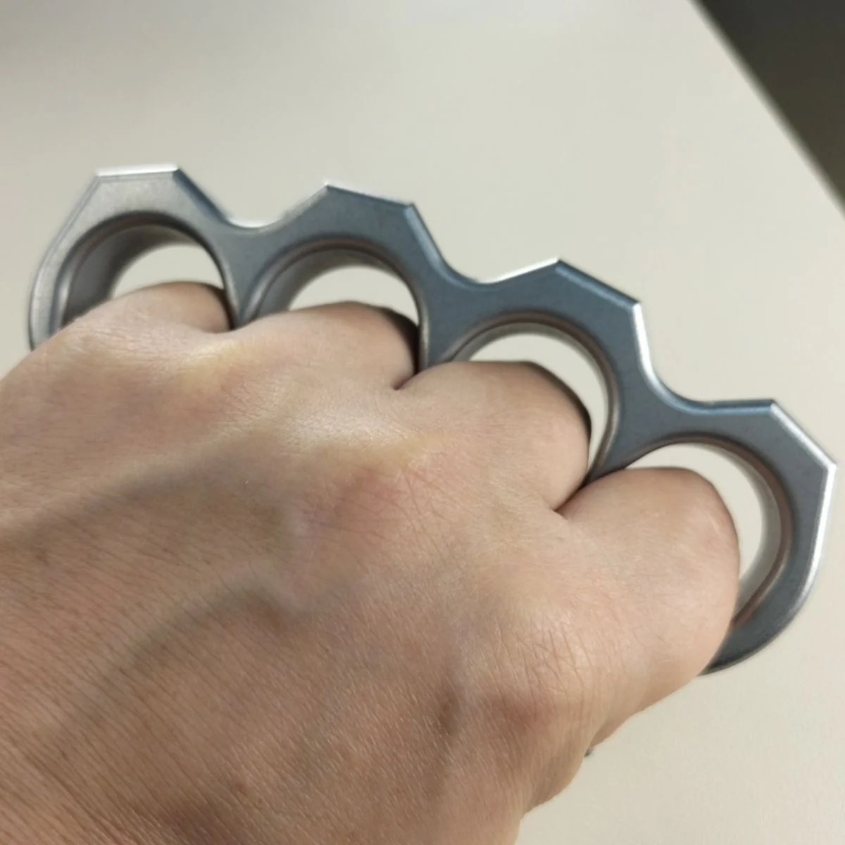 Solid Precision Steel Knuckle Duster Boxing Self Defense Four Finger Buckle Window Breaker Outdoor Camping EDC Tool - Image 6