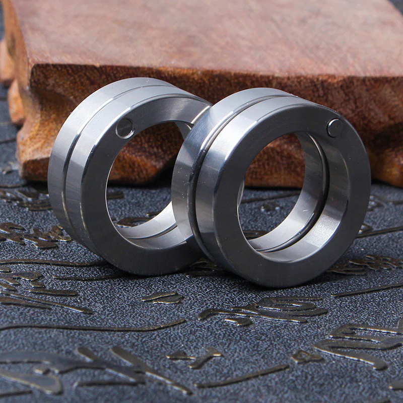 Solid Stainless Steel Folding- Knuckle Duster Boxing Four Finger Buckle Self Defense Window Breaker Outdoor Portable EDC Tool - Image 5