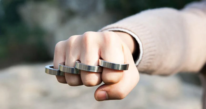 Solid Stainless Steel Folding- Knuckle Duster Boxing Four Finger Buckle Self Defense Window Breaker Outdoor Portable EDC Tool - Image 9
