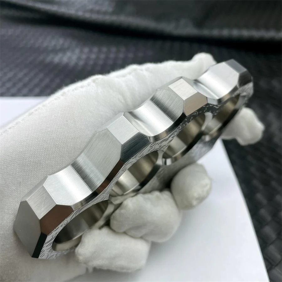 Solid Steel Carved Pattern Knuckle Duster - Image 6