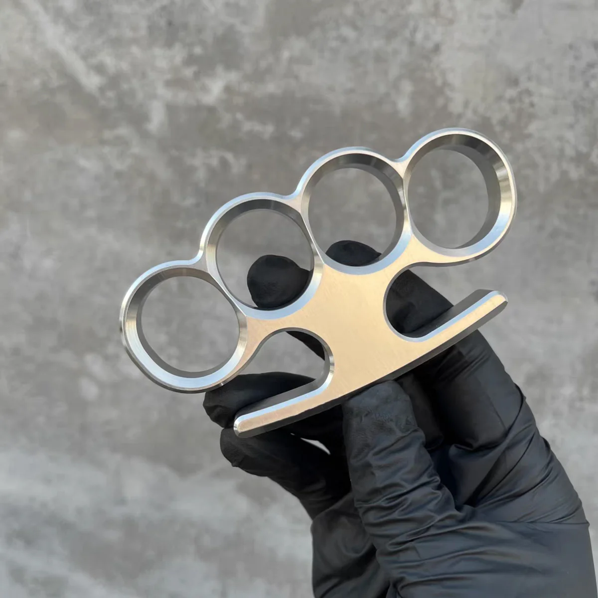 Solid Steel Pattern Knuckle Dusters - Image 4