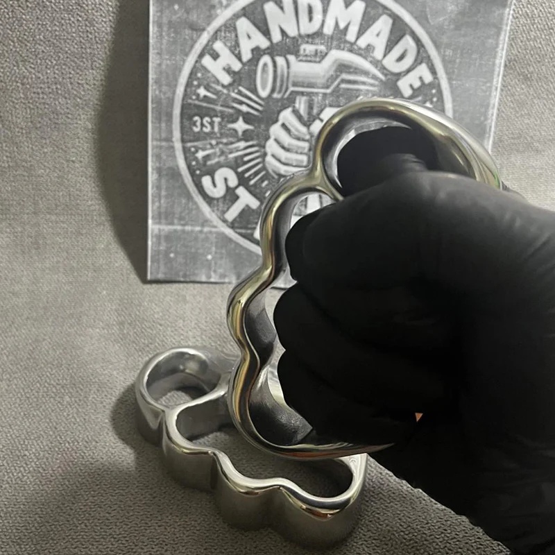Solid Steel Self-defense Knuckle Duster EDC Tool - Image 4