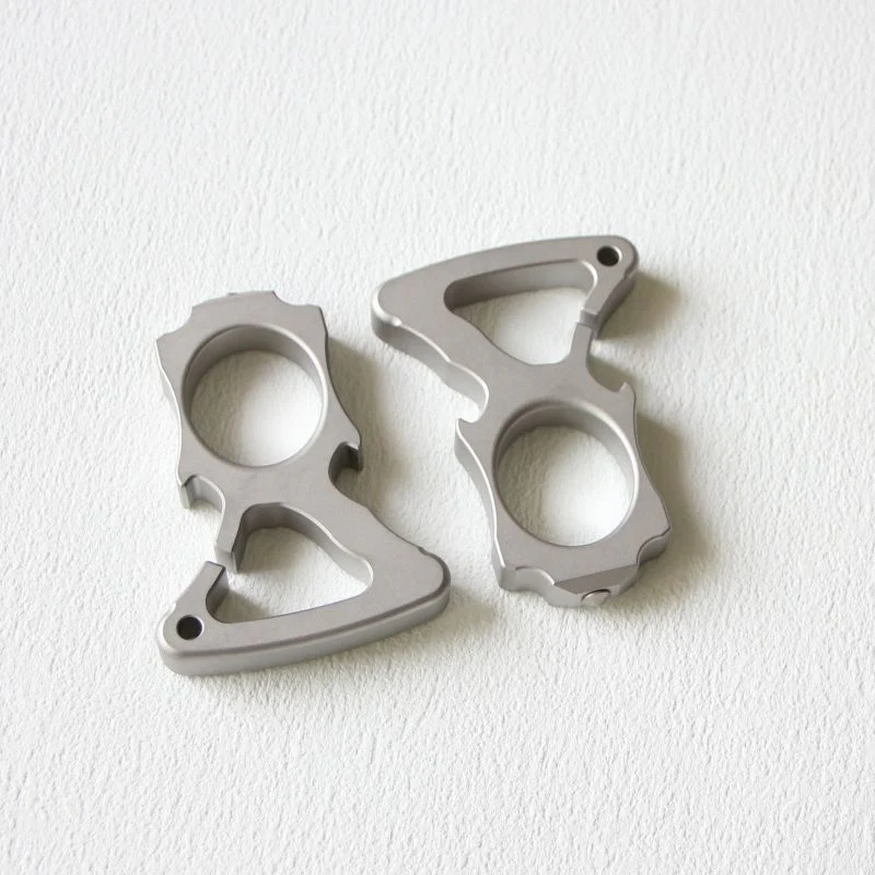 Steel Hanging Buckle Knuckle Duster Broken Window EDC Tool - Image 12