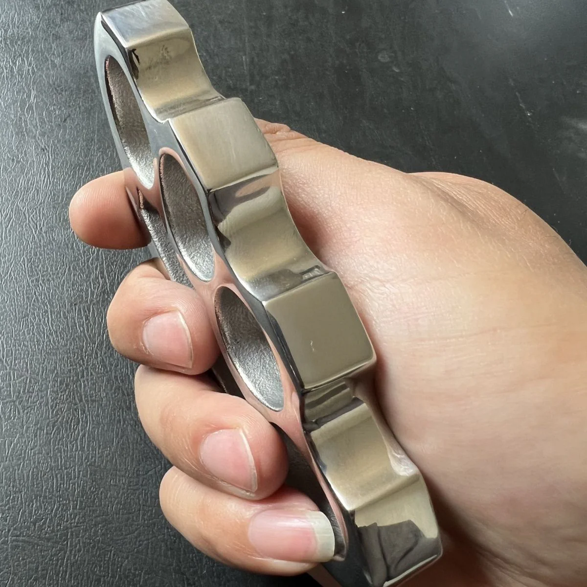 Steel Knuckle Duster Window Breaker Boxing Combat Gear - Image 3