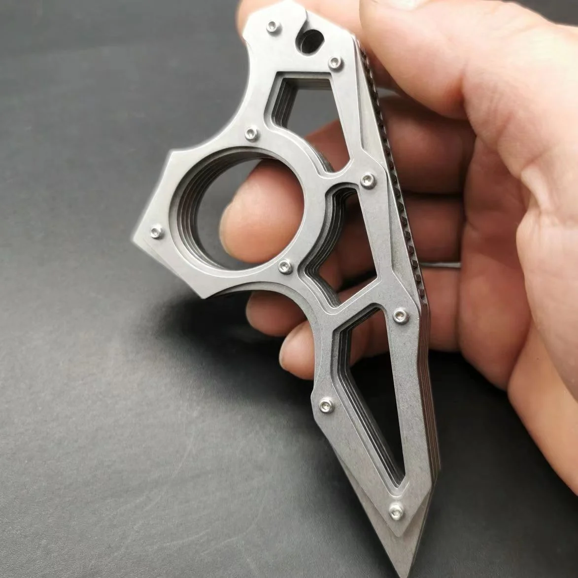 Sturdy Stainless Steel Knuckle Duster Boxing Single Finger Buckle Defense Window Breaker Outdoor EDC Tool - Image 4