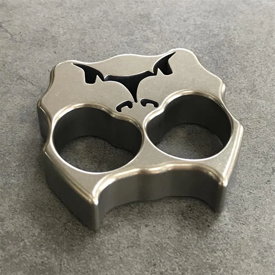 TC21 Titanium Dog Head Knuckle Duster EDC Decoration - Image 7