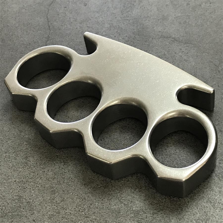 The King Classic Stonewashed Steel Knuckle Dusters - Image 2