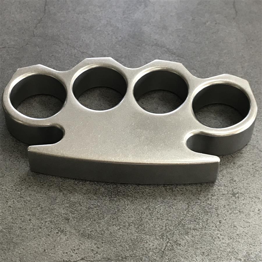 The King Classic Stonewashed Steel Knuckle Dusters - Image 4
