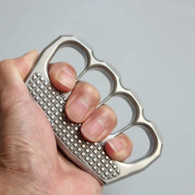 Thickened Non-slip Steel Knuckle Duster - Image 4