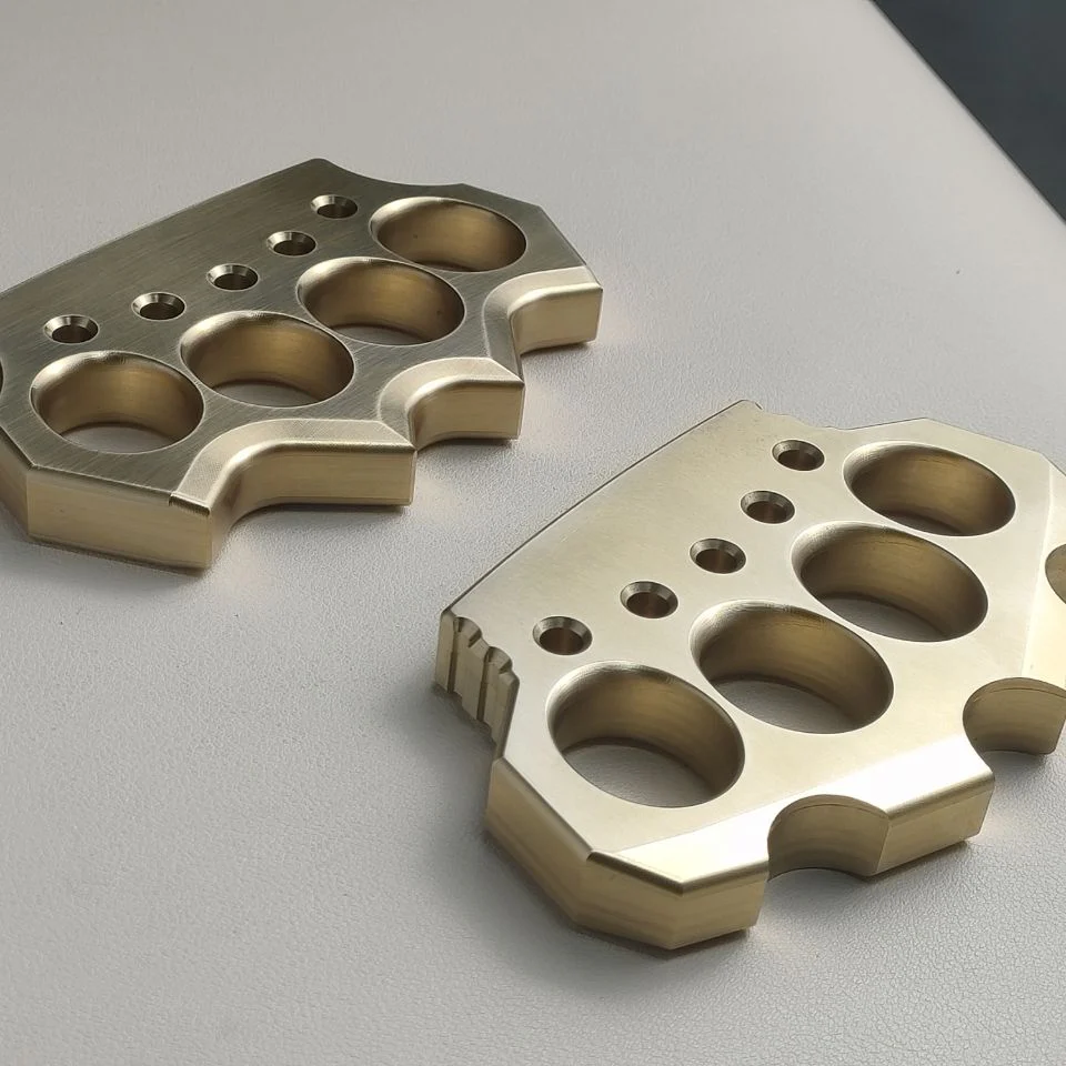 Thickened Solid Brass Knuckle Duster Boxing Four Finger Buckle Defense Window Breaker Outdoor EDC Tool - Image 7