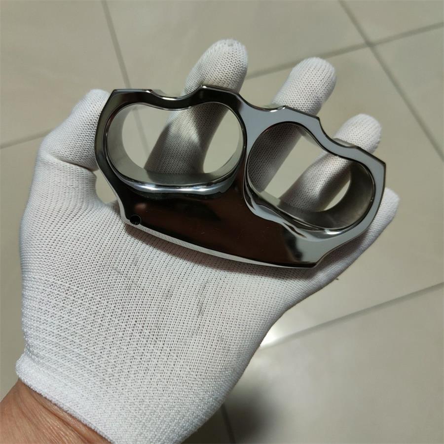 Thickened Titanium Knuckle Duster Window Breaking Protective Gear - Image 2