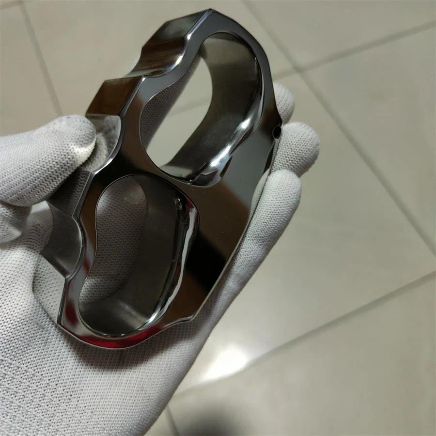 Thickened Titanium Knuckle Duster Window Breaking Protective Gear - Image 5
