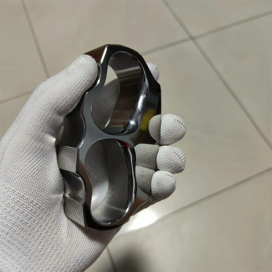 Thickened Titanium Knuckle Duster Window Breaking Protective Gear - Image 8