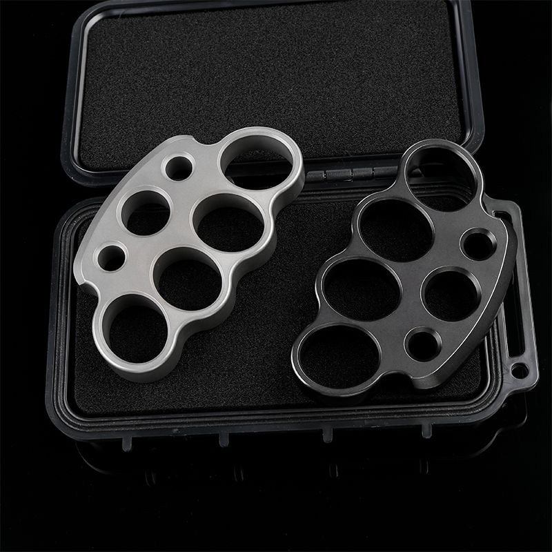 Titanium Alloy Four Finger Knuckle Duster - Image 4