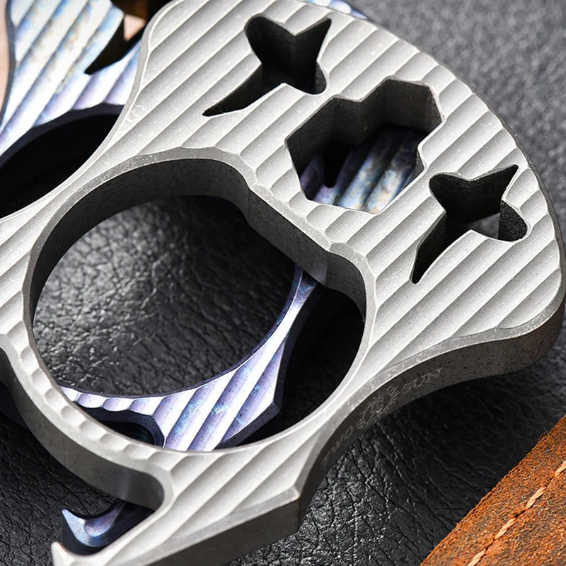 Titanium Alloy Multifunctional Knuckle Duster - Image 9
