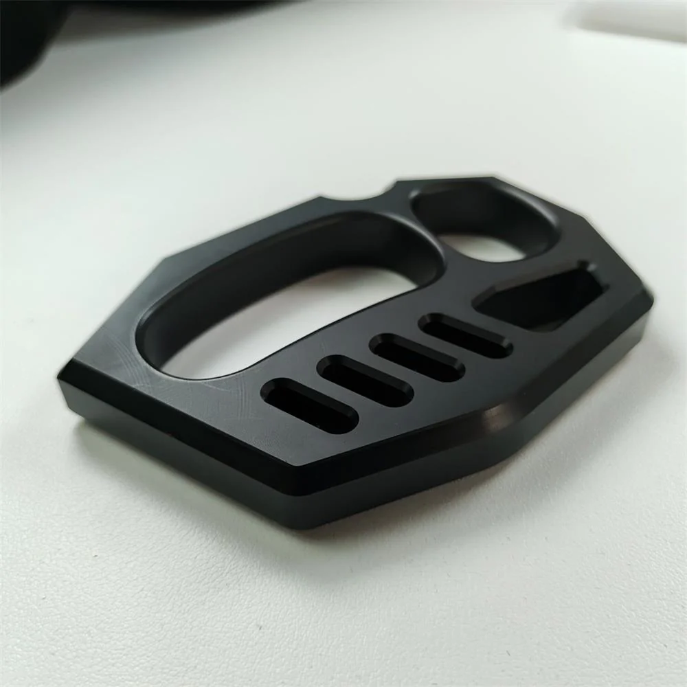 Transparent Knuckle Duster Boxing Broken Window Self -defense Tool - Image 10