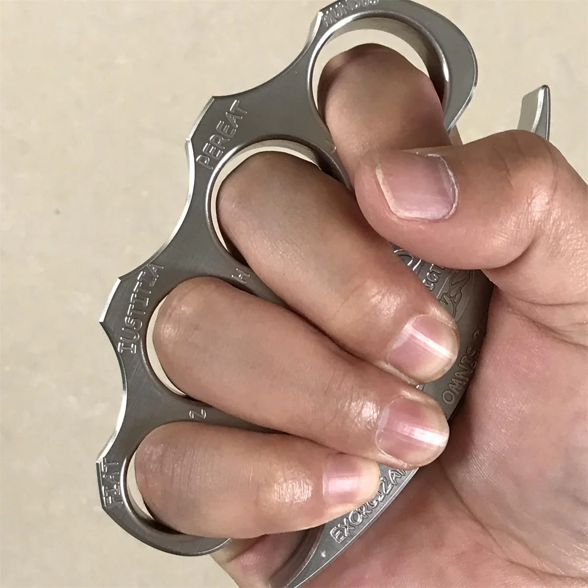 Warrior Solid Steel Knuckle Duster Self-defense Broken Window EDC Tool - Image 5